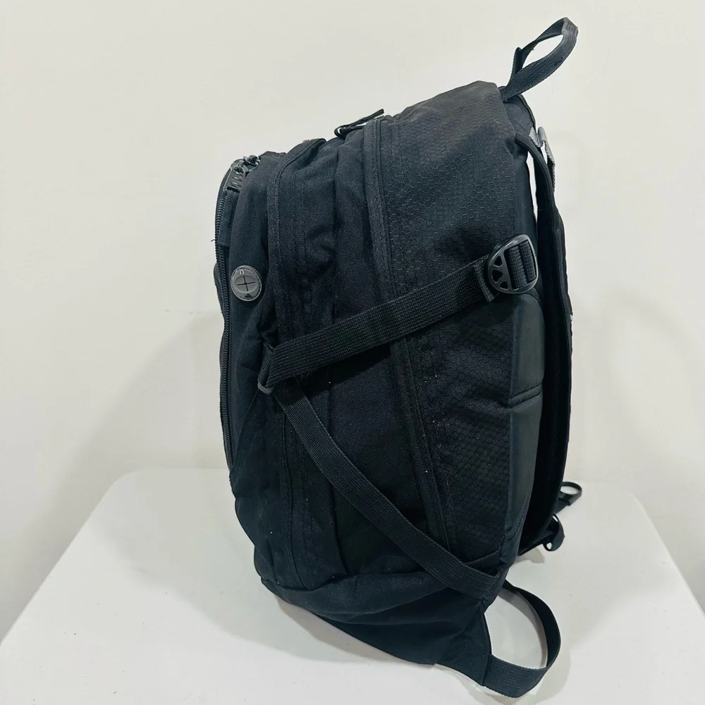 High Sierra Backpack Padded Black Book Travel Work‎ School Camping Bag